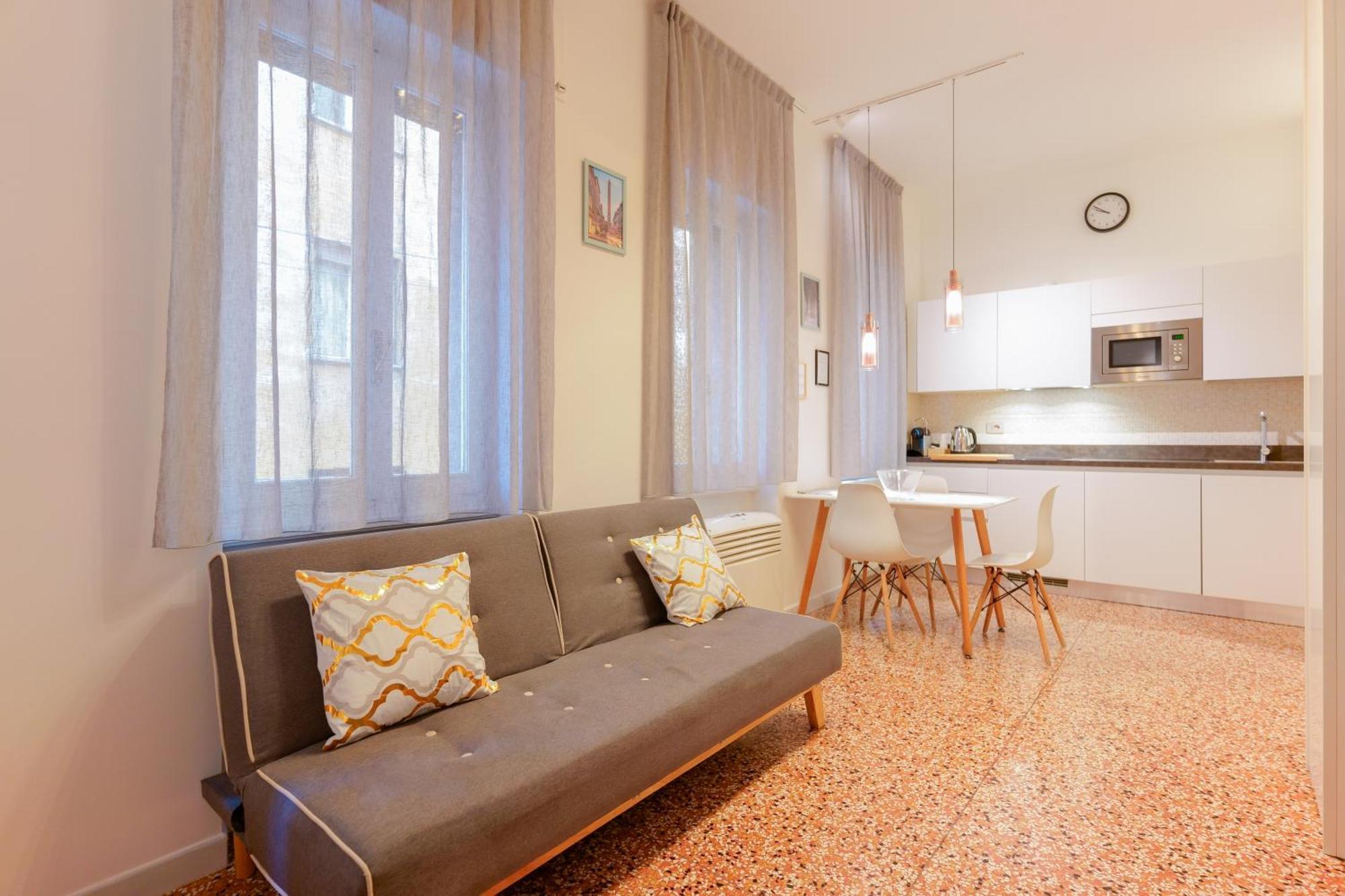 M&M Apartment Болонья Экстерьер фото